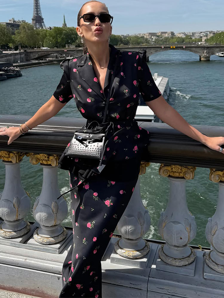 Romper Floral Print - Ensemble Blazer et Jupe Florale Élégant